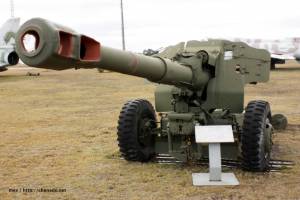 152-мм гаубица-пушка Д-20