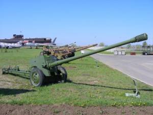 100-мм противотанковые пушки Т-12 и МТ-12