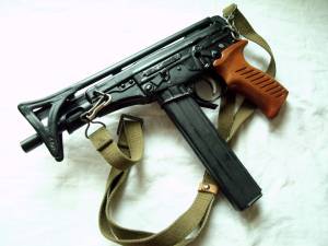 Пистолет-пулемет ПП-91 "Кипарис"